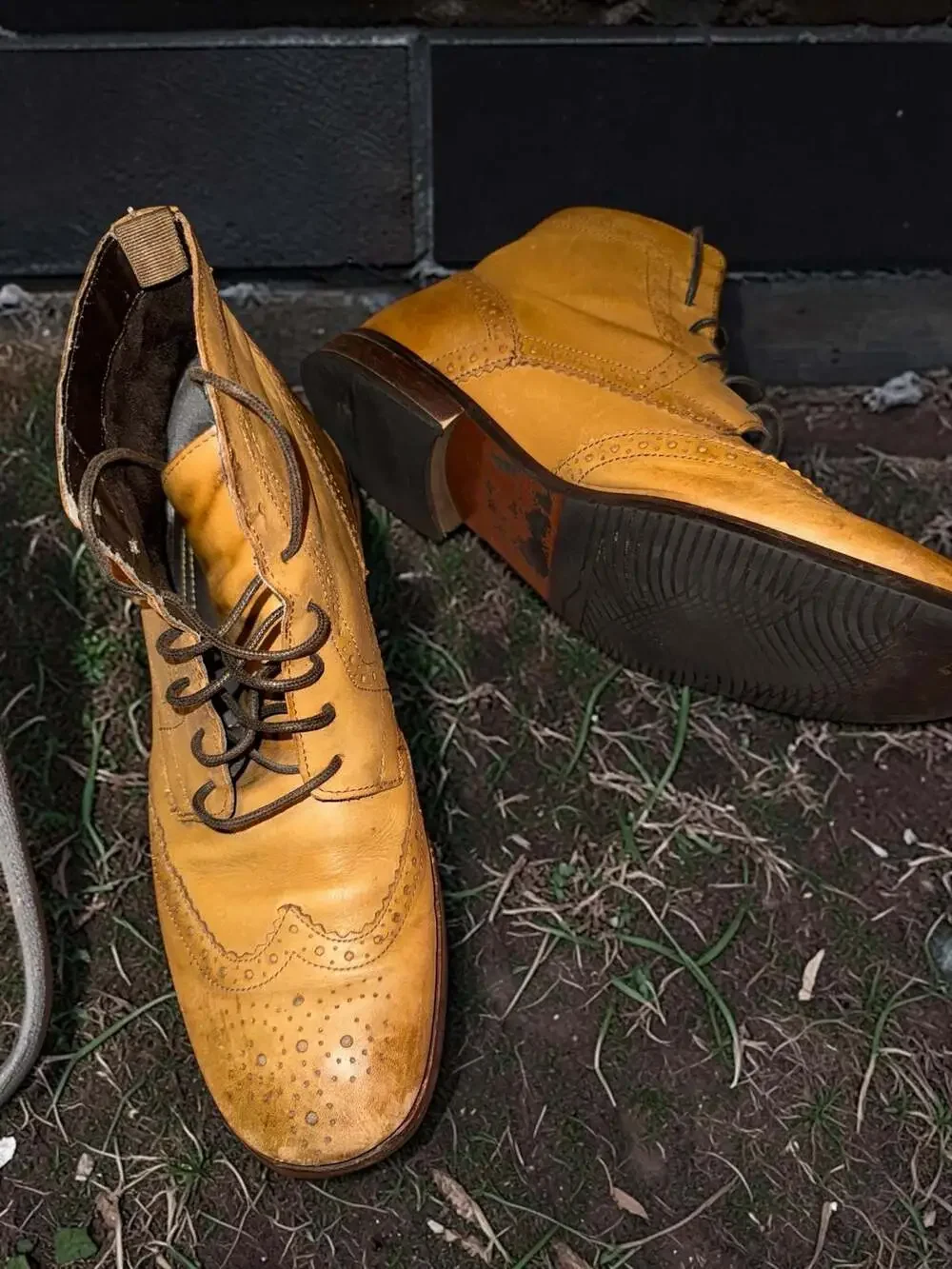 Stafford Men's Tan Leather‎ Wingtip Brogue Boots Size 9.5M